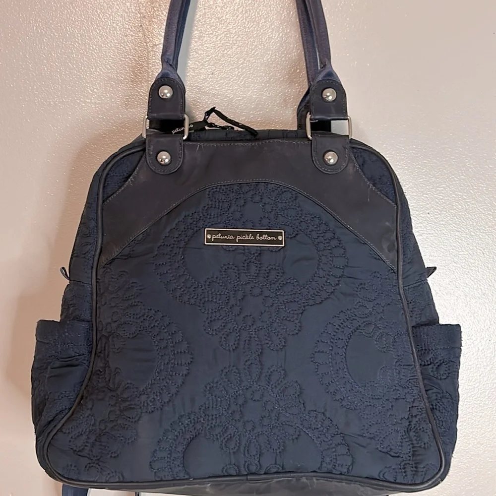 Petunia Pickle Bottom Baby Pamper Bag in excellent condition like new no stains